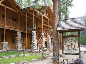 Upper Canyon Inn Cabins